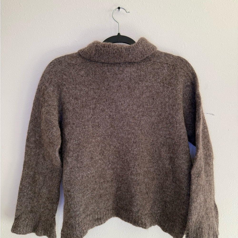 WRAP London Sweater - Picture 2 of 5